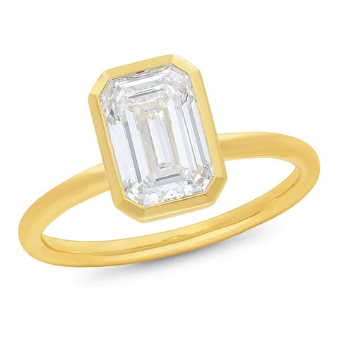 9ct yellow gold bezel set 2 carat emerald cut lab grown diamond solitaire ring DVS1