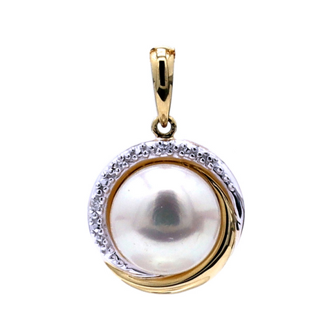 9ct yellow gold freshwater pearl & diamond circle pendant