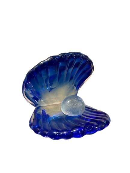 Coloured Glass, Hand Blown - Shell with Pearl