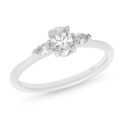 18ct White Gold Oval Diamond Engagement Ring