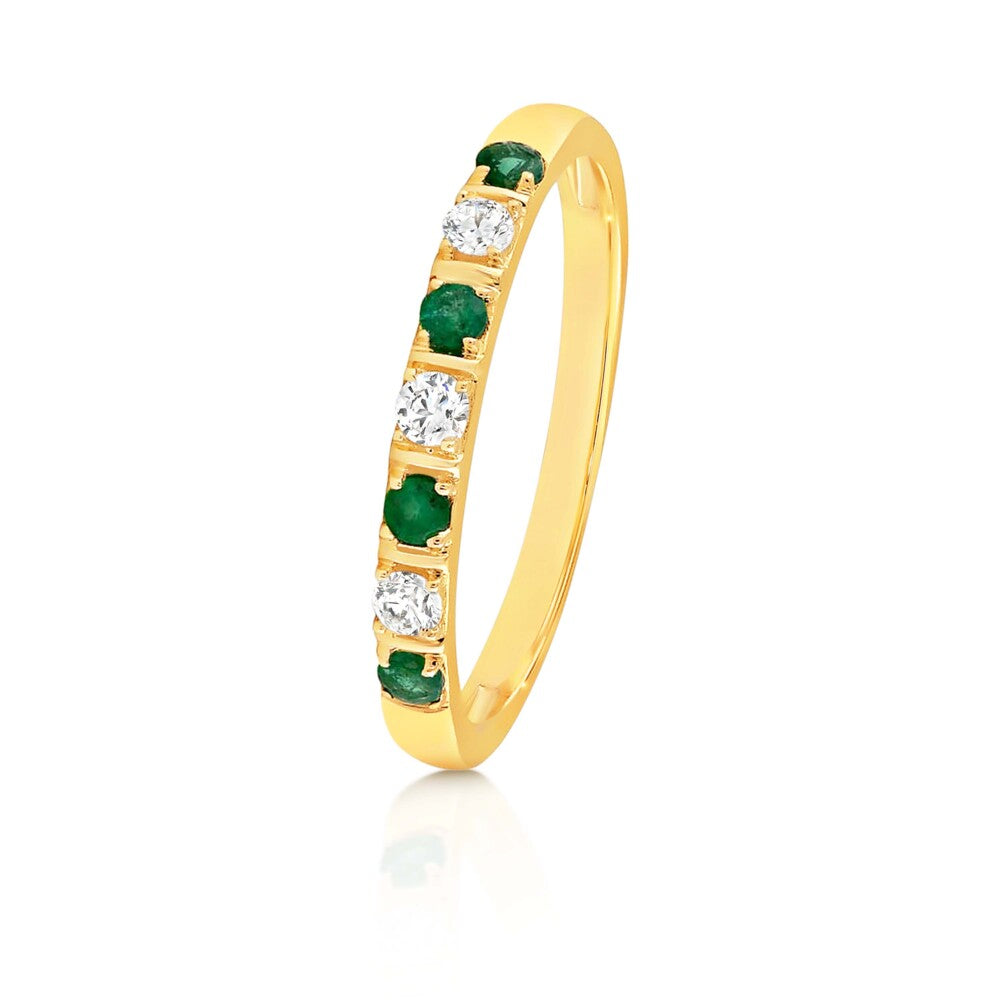 9ct Yellow Gold Diamond And Emerald Ring